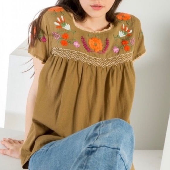 T H M L Women's NWT Embroidered Top size M - Picture 1 of 10